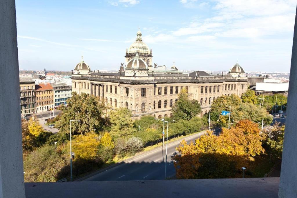 Art Apartments Celakovskeho Sady Prague Ngoại thất bức ảnh